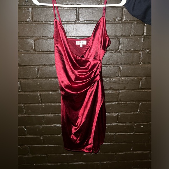 Homecoming dress - Picture 1 of 2